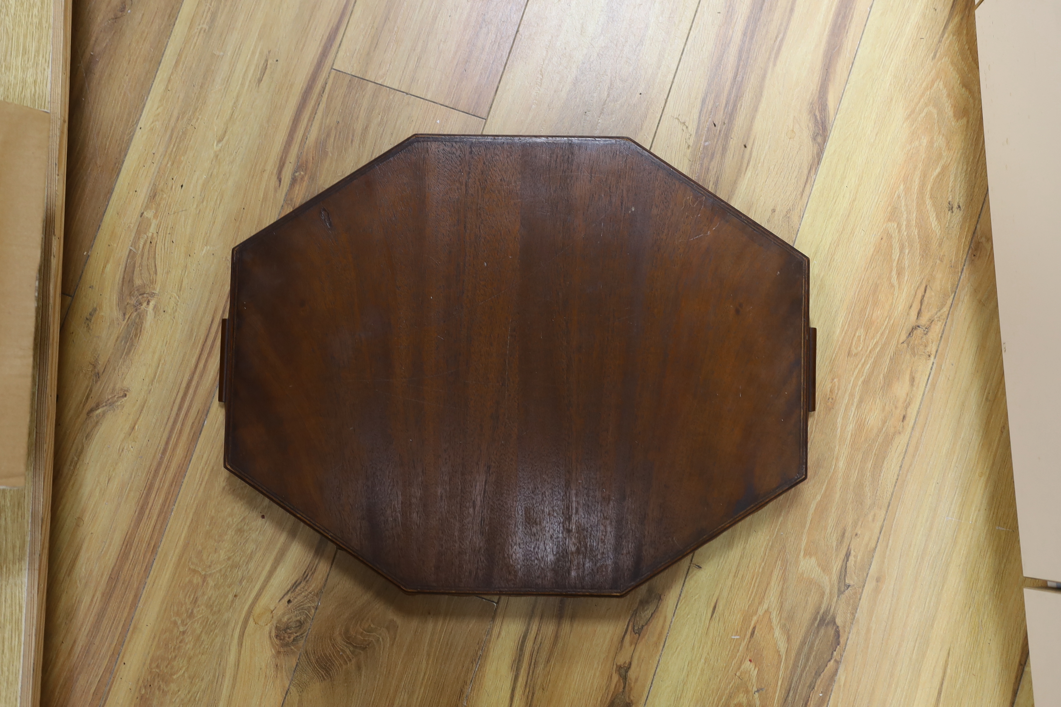 A 19th century walnut veneered drink’s tray, with raised gallery border, 56.5cm